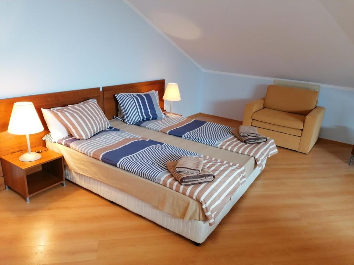 Studio Villa Park 408 بوروفتس المظهر الخارجي الصورة